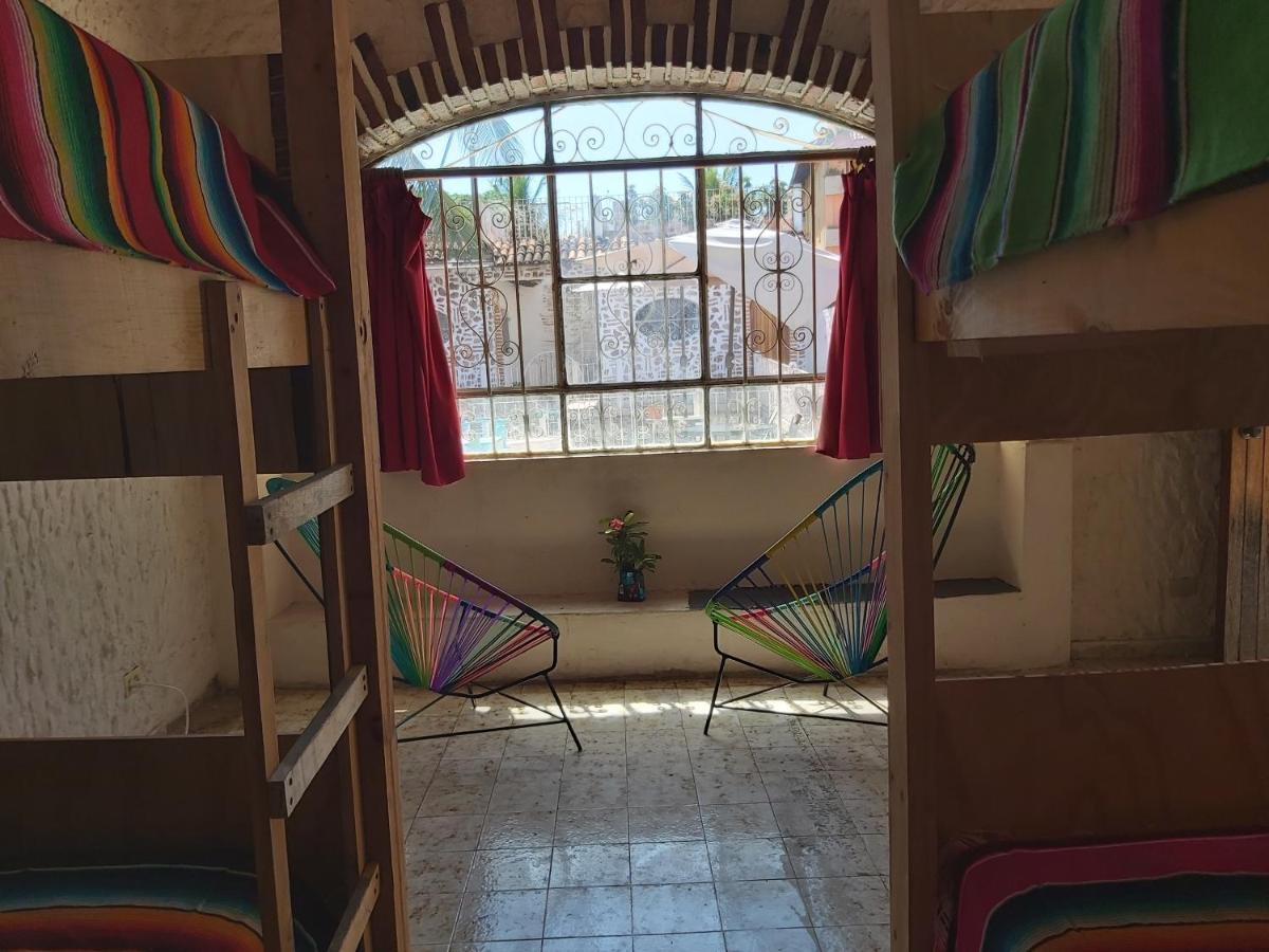 El Sunset Hostel Puerto Vallarta Ngoại thất bức ảnh